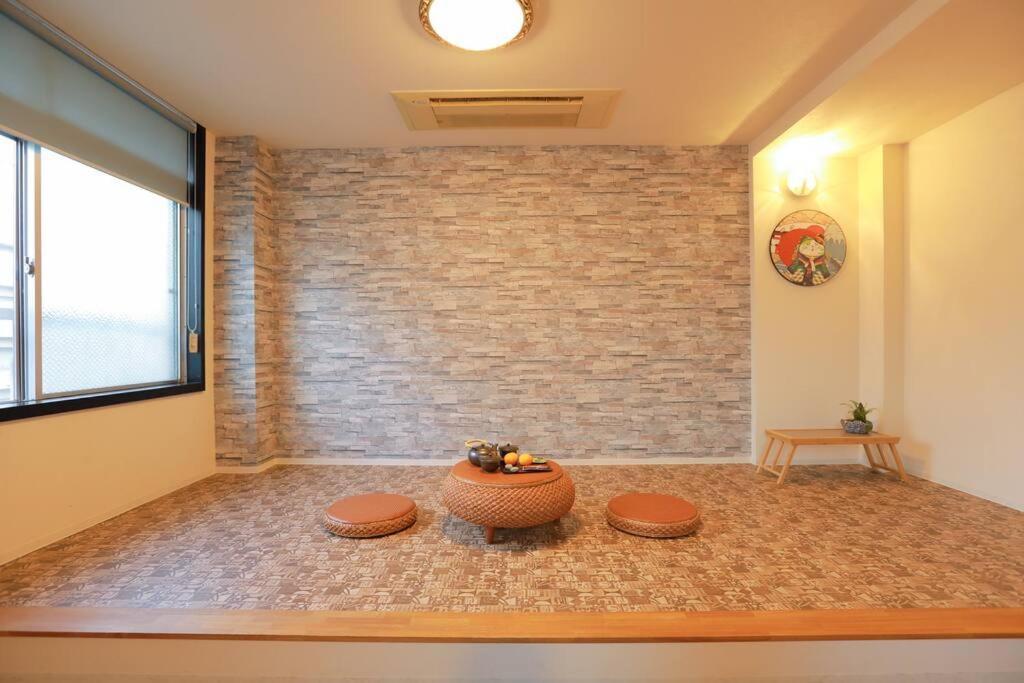 道頓堀民泊31＆Mini浮世絵美術館、道頓堀心斎橋真ん中、家族旅行、Family Trip Osaka 아파트 외부 사진