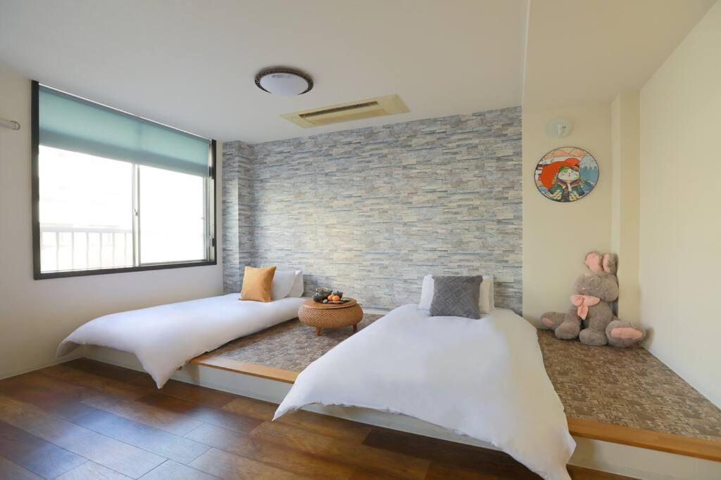 道頓堀民泊31＆Mini浮世絵美術館、道頓堀心斎橋真ん中、家族旅行、Family Trip Osaka 아파트 외부 사진